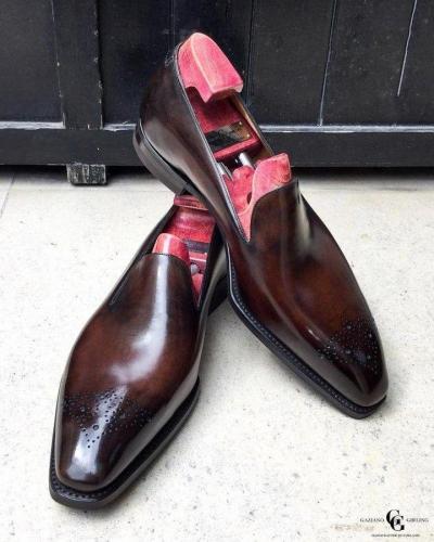 Bates made in Criollo Patina on the Deco square last