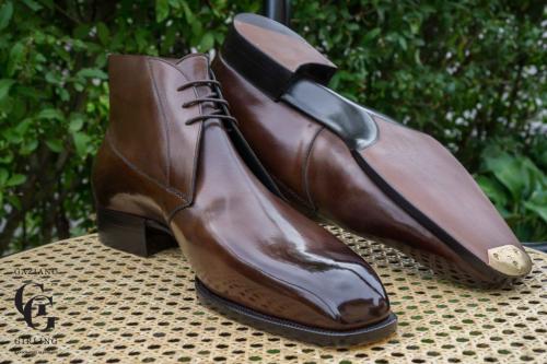 Bespoke Arran Chukka boot made in Vintage Oak (1)