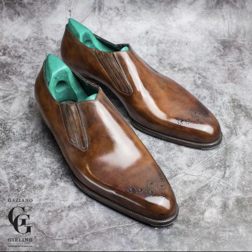 Bespoke Chester made in Smokey Criollo Patina.