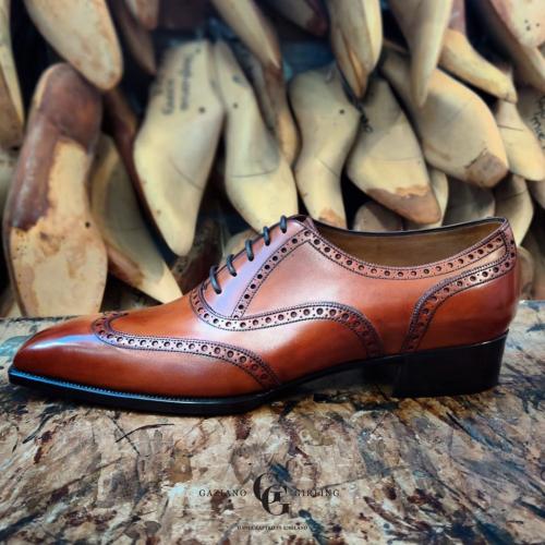 Bespoke full brogue made in Vintage Chestnut