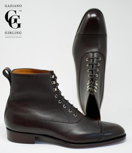 Canterbury made in Espresso Hatch Grain on the GG06 last.