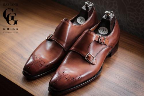 Grosvenor made in Vintage Cedar on the TG73 last.