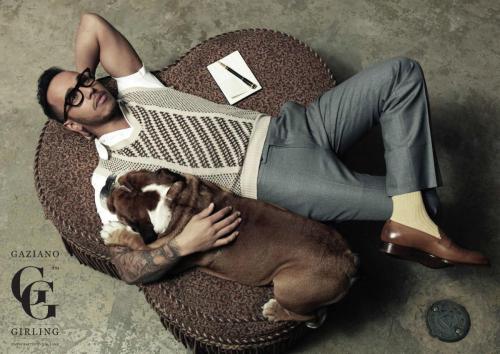 Lewis Hamilton wearing Biarritz in Vintage Pine