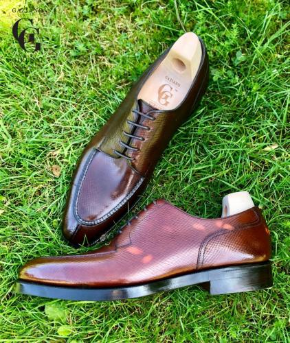 Stamford in Oak and Tan Hatch grain